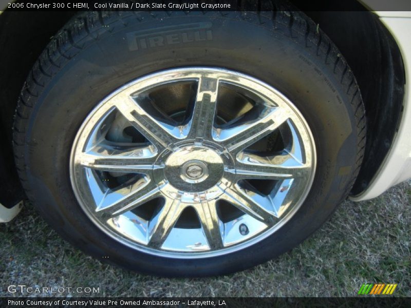 Cool Vanilla / Dark Slate Gray/Light Graystone 2006 Chrysler 300 C HEMI