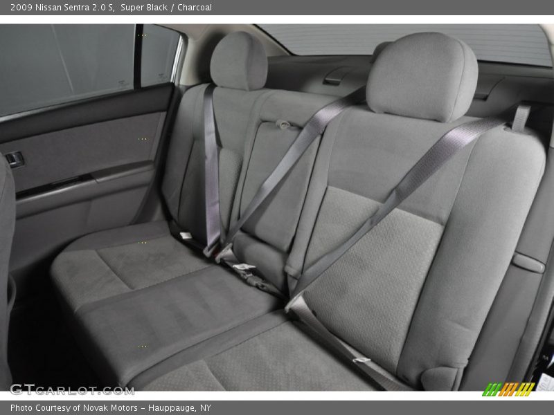 Super Black / Charcoal 2009 Nissan Sentra 2.0 S