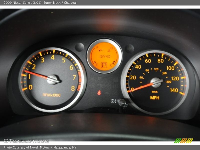 Super Black / Charcoal 2009 Nissan Sentra 2.0 S