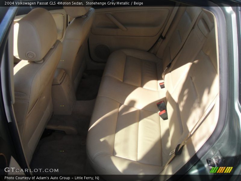 Stonehenge Grey Metallic / Beige 2004 Volkswagen Passat GLS 4Motion Sedan