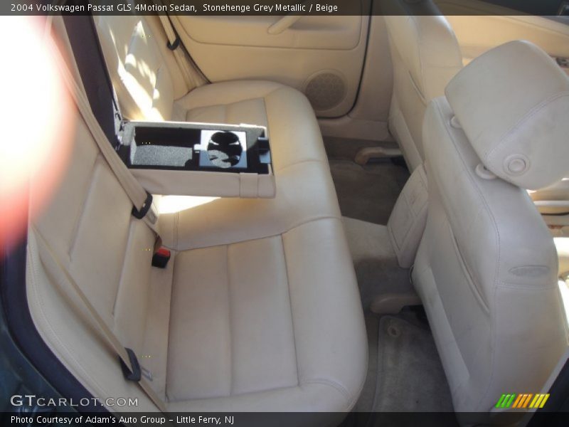 Stonehenge Grey Metallic / Beige 2004 Volkswagen Passat GLS 4Motion Sedan