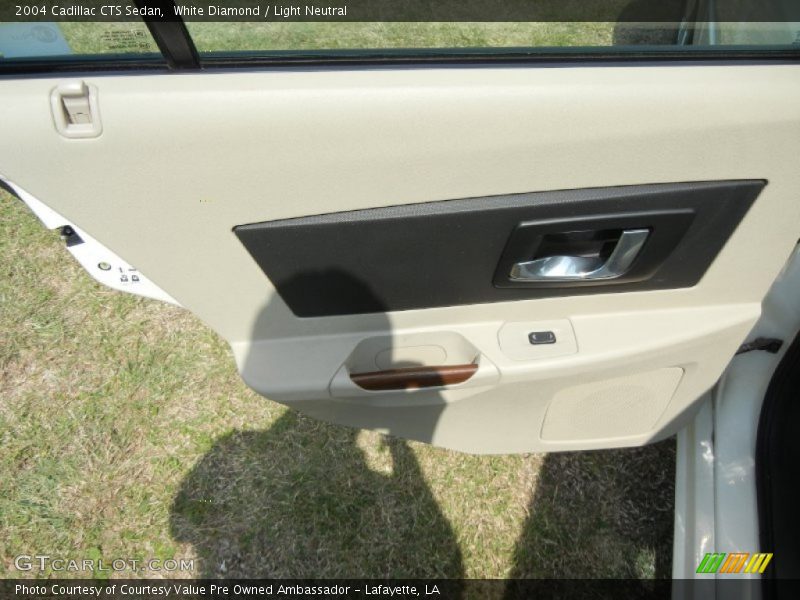 White Diamond / Light Neutral 2004 Cadillac CTS Sedan