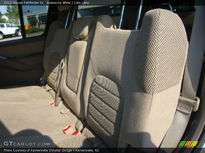 Avalanche White / Cafe Latte 2011 Nissan Pathfinder SV