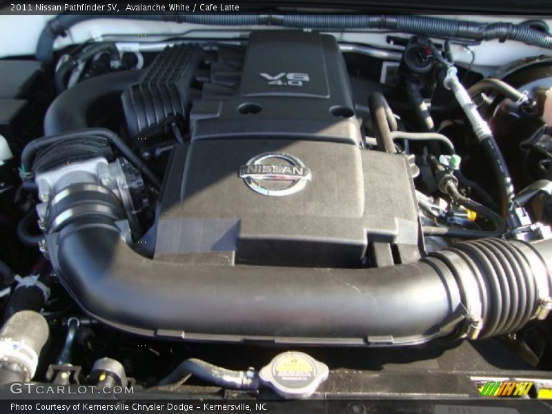 Avalanche White / Cafe Latte 2011 Nissan Pathfinder SV