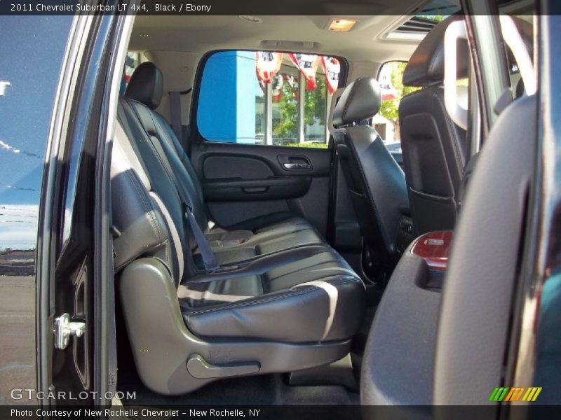 Black / Ebony 2011 Chevrolet Suburban LT 4x4