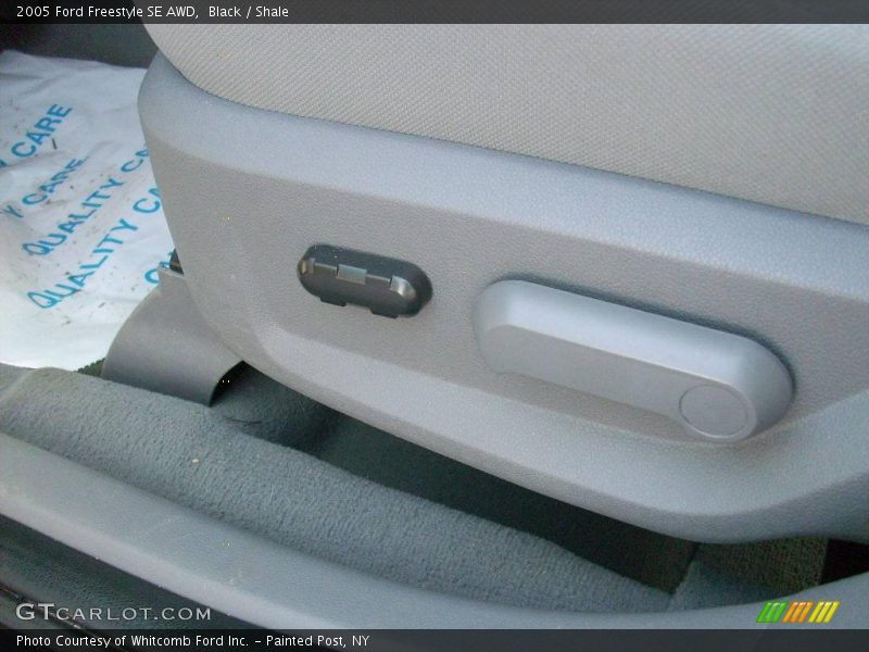 Black / Shale 2005 Ford Freestyle SE AWD