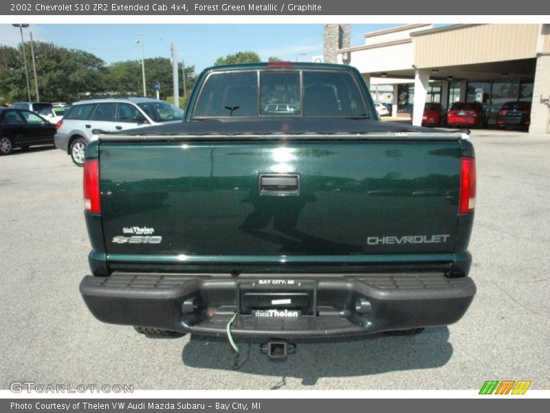 Forest Green Metallic / Graphite 2002 Chevrolet S10 ZR2 Extended Cab 4x4
