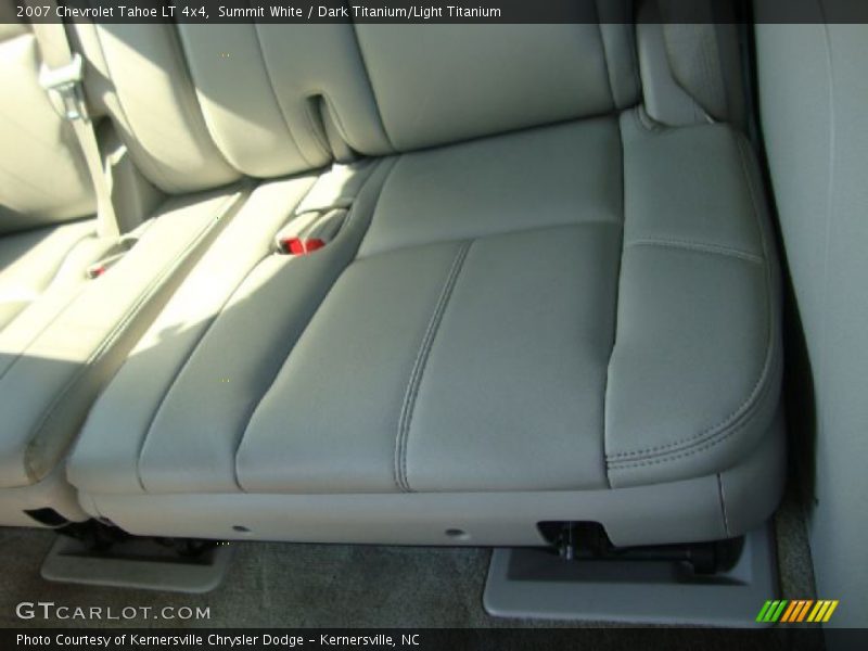 Summit White / Dark Titanium/Light Titanium 2007 Chevrolet Tahoe LT 4x4