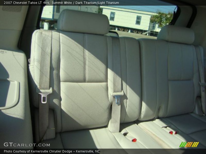 Summit White / Dark Titanium/Light Titanium 2007 Chevrolet Tahoe LT 4x4