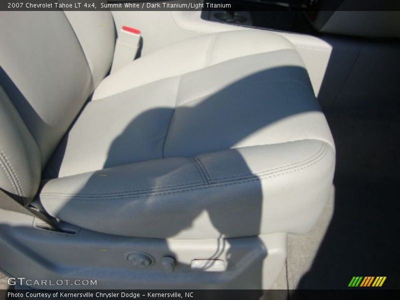 Summit White / Dark Titanium/Light Titanium 2007 Chevrolet Tahoe LT 4x4