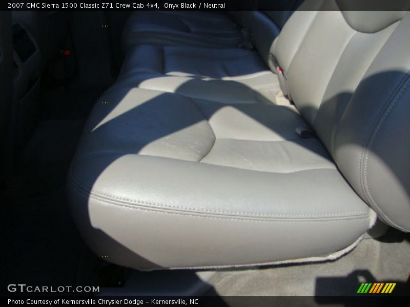 Onyx Black / Neutral 2007 GMC Sierra 1500 Classic Z71 Crew Cab 4x4