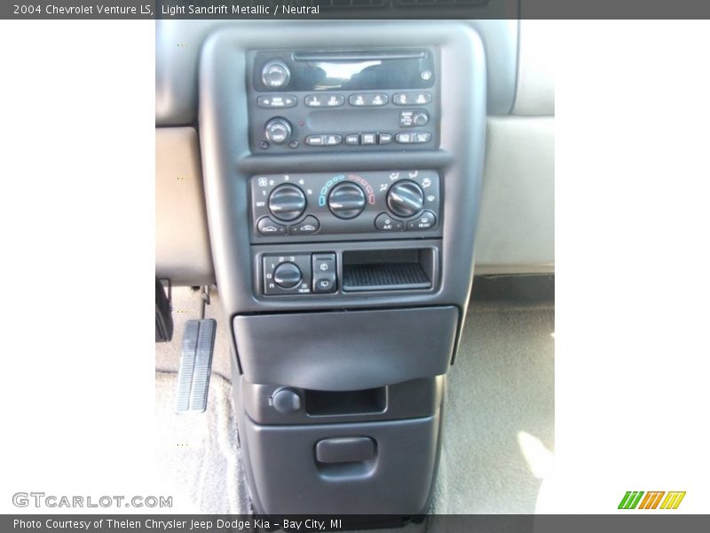 Light Sandrift Metallic / Neutral 2004 Chevrolet Venture LS