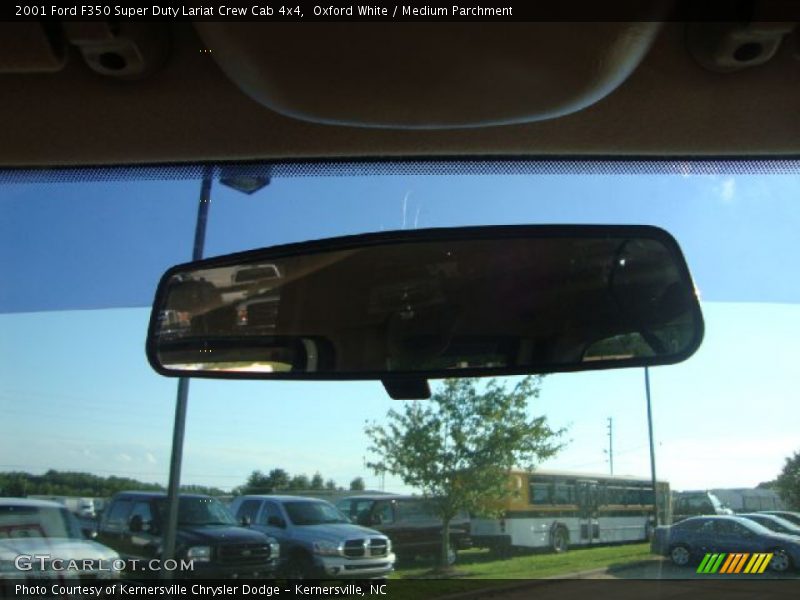 Oxford White / Medium Parchment 2001 Ford F350 Super Duty Lariat Crew Cab 4x4