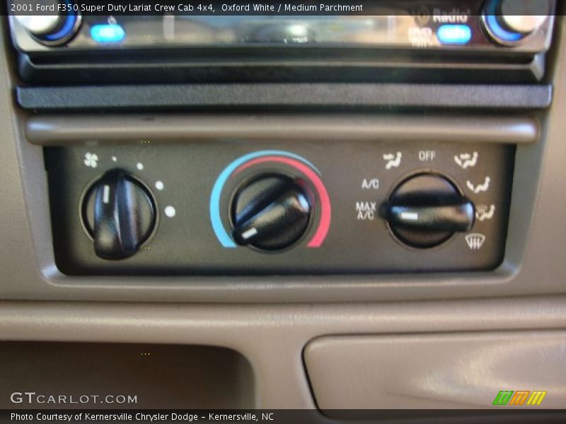 Oxford White / Medium Parchment 2001 Ford F350 Super Duty Lariat Crew Cab 4x4