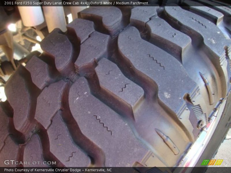 Oxford White / Medium Parchment 2001 Ford F350 Super Duty Lariat Crew Cab 4x4