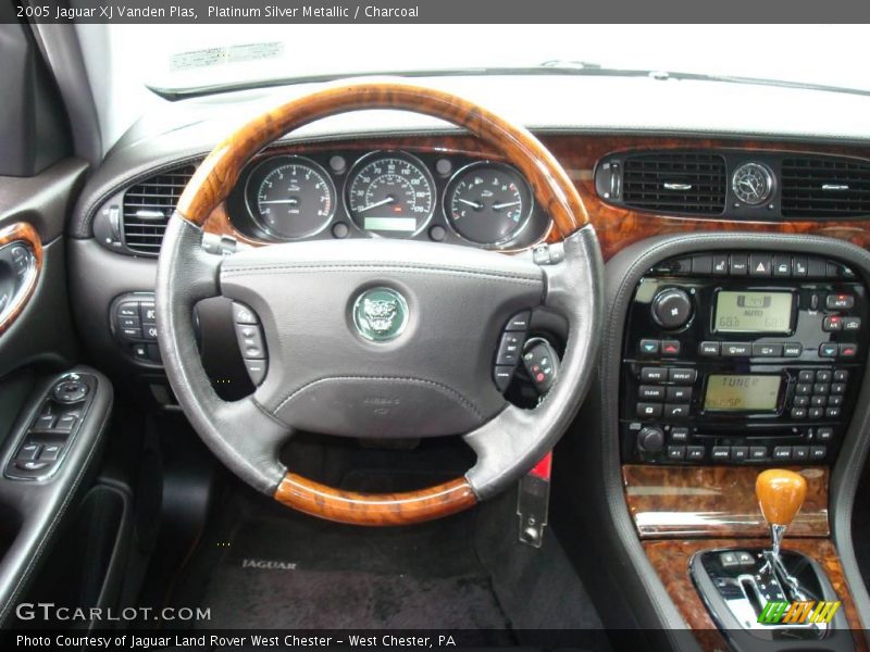 Platinum Silver Metallic / Charcoal 2005 Jaguar XJ Vanden Plas