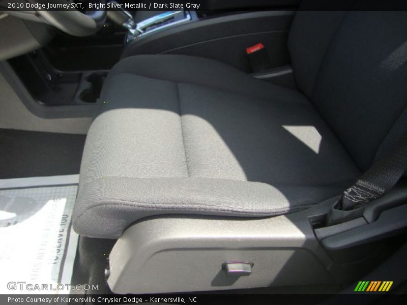 Bright Silver Metallic / Dark Slate Gray 2010 Dodge Journey SXT