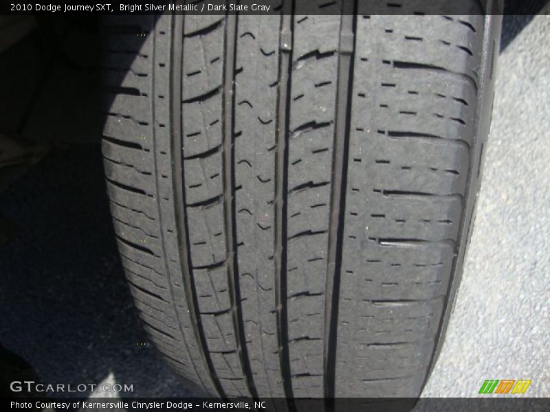 Bright Silver Metallic / Dark Slate Gray 2010 Dodge Journey SXT