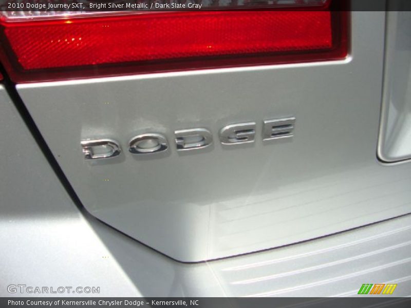 Bright Silver Metallic / Dark Slate Gray 2010 Dodge Journey SXT