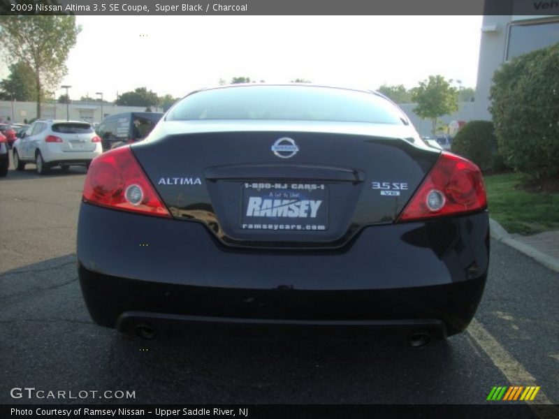 Super Black / Charcoal 2009 Nissan Altima 3.5 SE Coupe