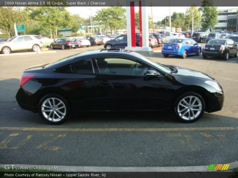 Super Black / Charcoal 2009 Nissan Altima 3.5 SE Coupe