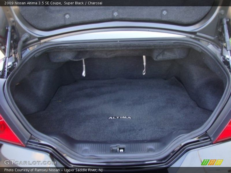 Super Black / Charcoal 2009 Nissan Altima 3.5 SE Coupe