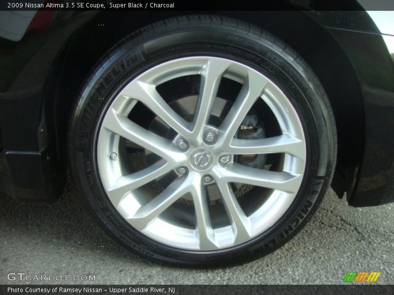 Super Black / Charcoal 2009 Nissan Altima 3.5 SE Coupe