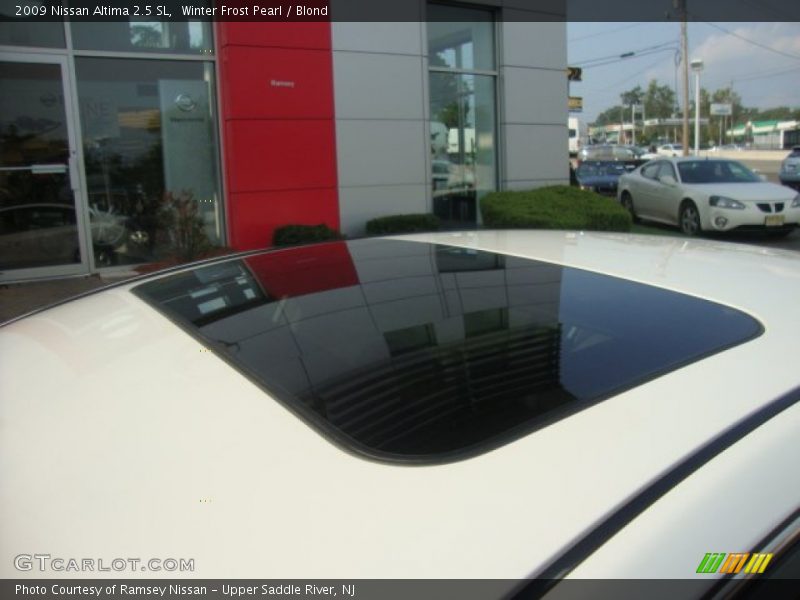 Winter Frost Pearl / Blond 2009 Nissan Altima 2.5 SL