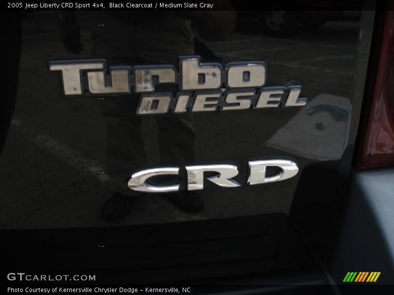 Black Clearcoat / Medium Slate Gray 2005 Jeep Liberty CRD Sport 4x4