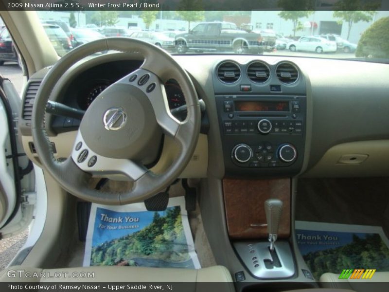 Winter Frost Pearl / Blond 2009 Nissan Altima 2.5 SL
