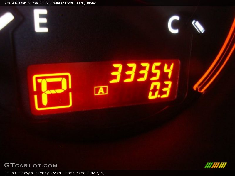 Winter Frost Pearl / Blond 2009 Nissan Altima 2.5 SL