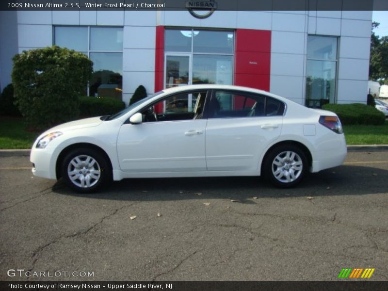 Winter Frost Pearl / Charcoal 2009 Nissan Altima 2.5 S