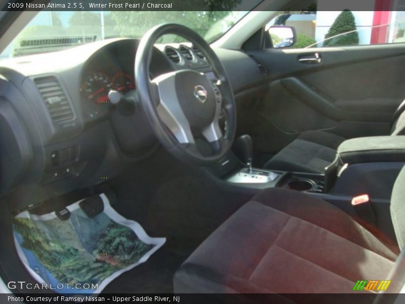 Winter Frost Pearl / Charcoal 2009 Nissan Altima 2.5 S