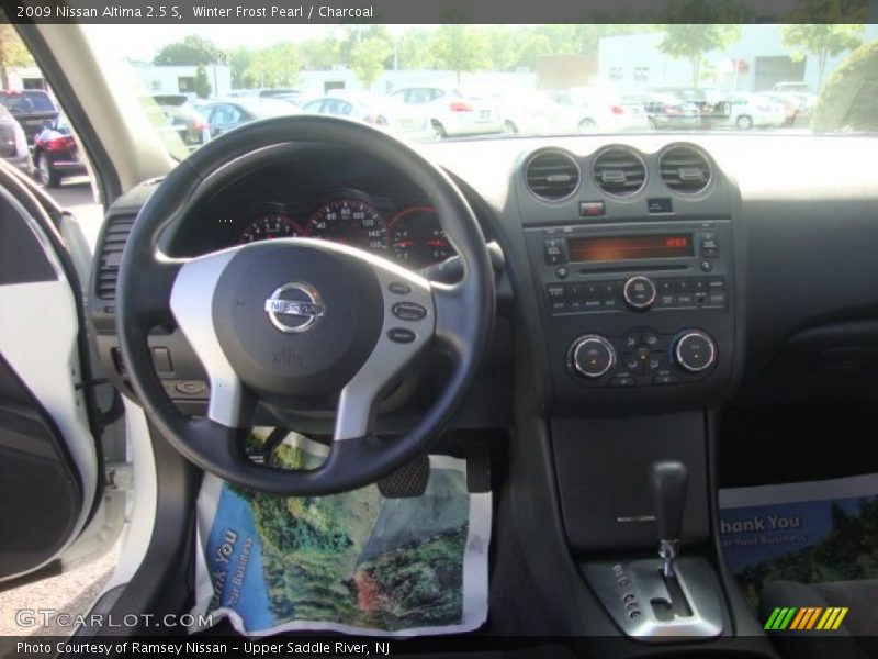 Winter Frost Pearl / Charcoal 2009 Nissan Altima 2.5 S