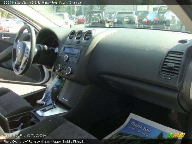Winter Frost Pearl / Charcoal 2009 Nissan Altima 2.5 S