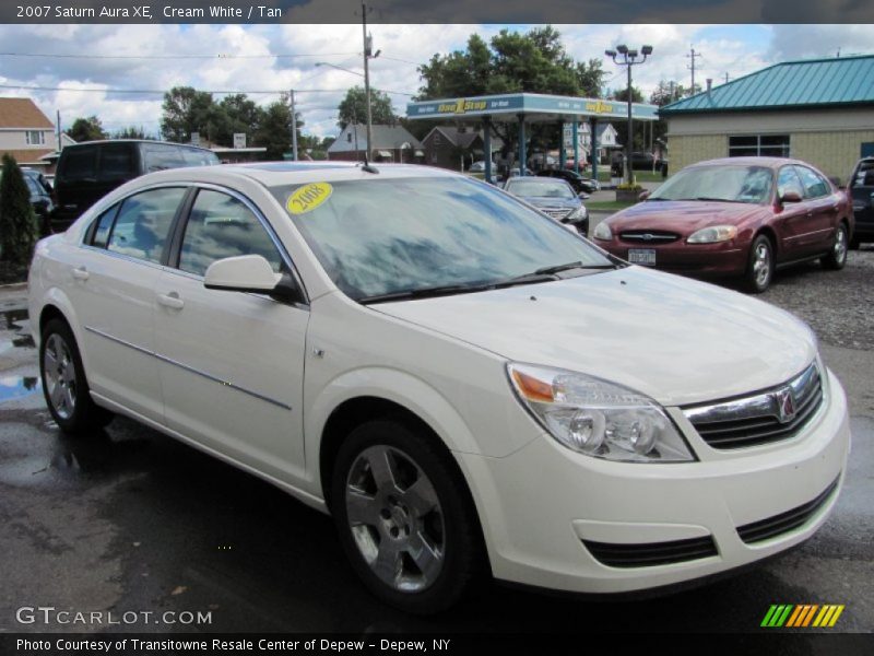 Cream White / Tan 2007 Saturn Aura XE