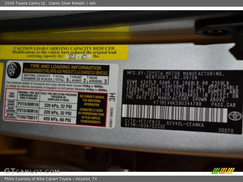 Classic Silver Metallic / Ash 2009 Toyota Camry LE