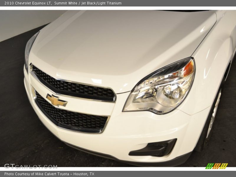 Summit White / Jet Black/Light Titanium 2010 Chevrolet Equinox LT