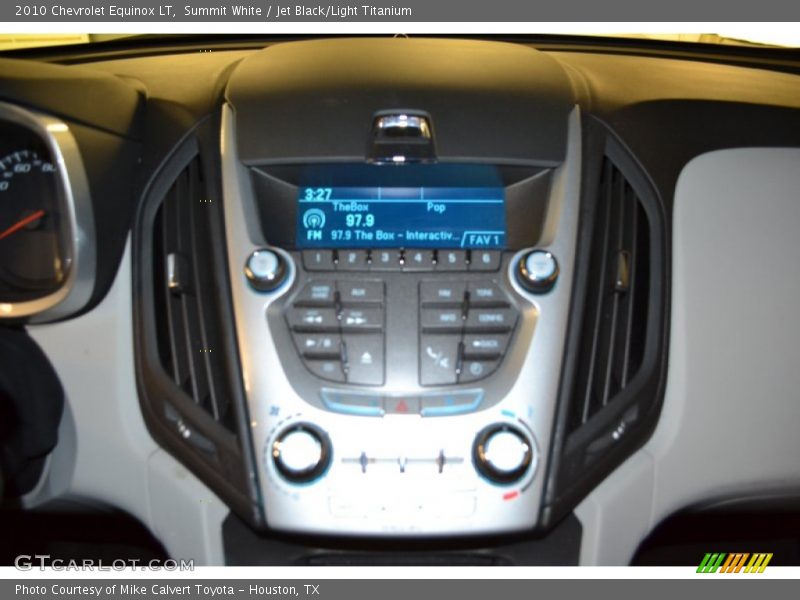 Summit White / Jet Black/Light Titanium 2010 Chevrolet Equinox LT