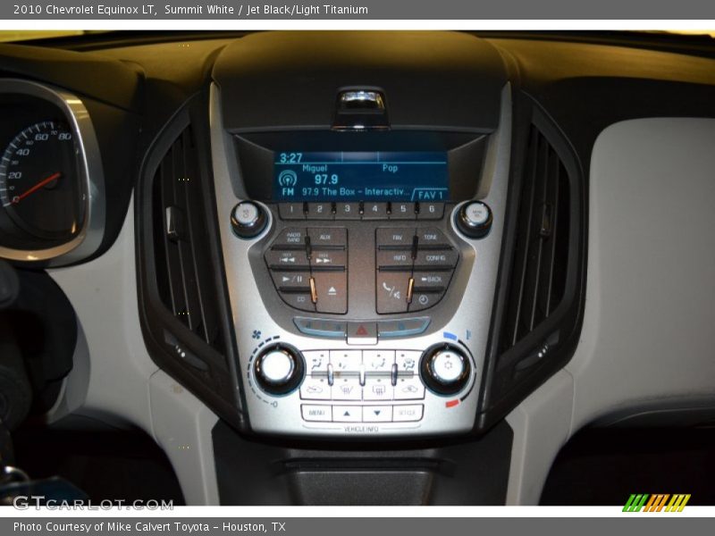 Summit White / Jet Black/Light Titanium 2010 Chevrolet Equinox LT