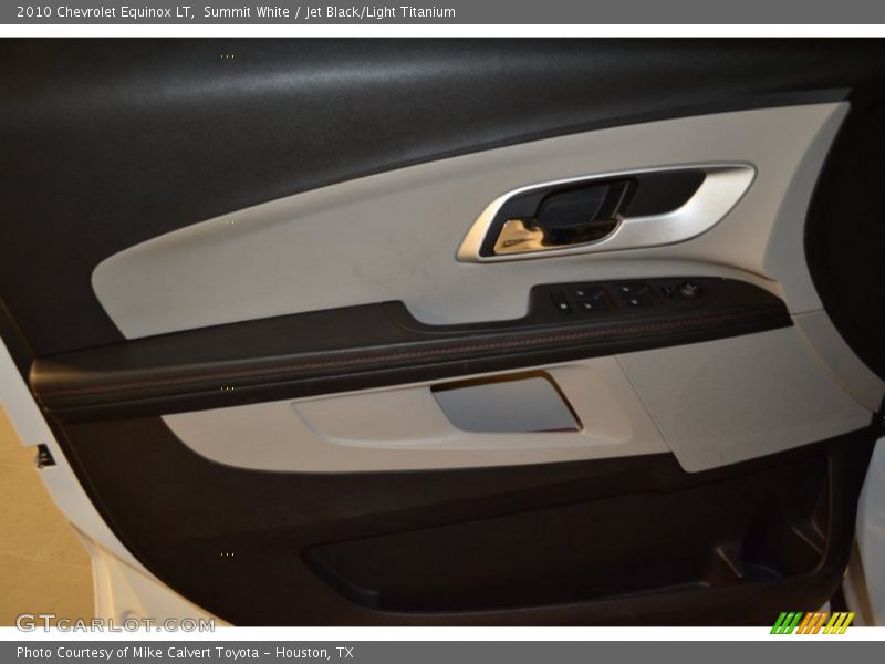 Summit White / Jet Black/Light Titanium 2010 Chevrolet Equinox LT