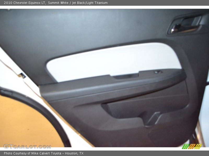 Summit White / Jet Black/Light Titanium 2010 Chevrolet Equinox LT