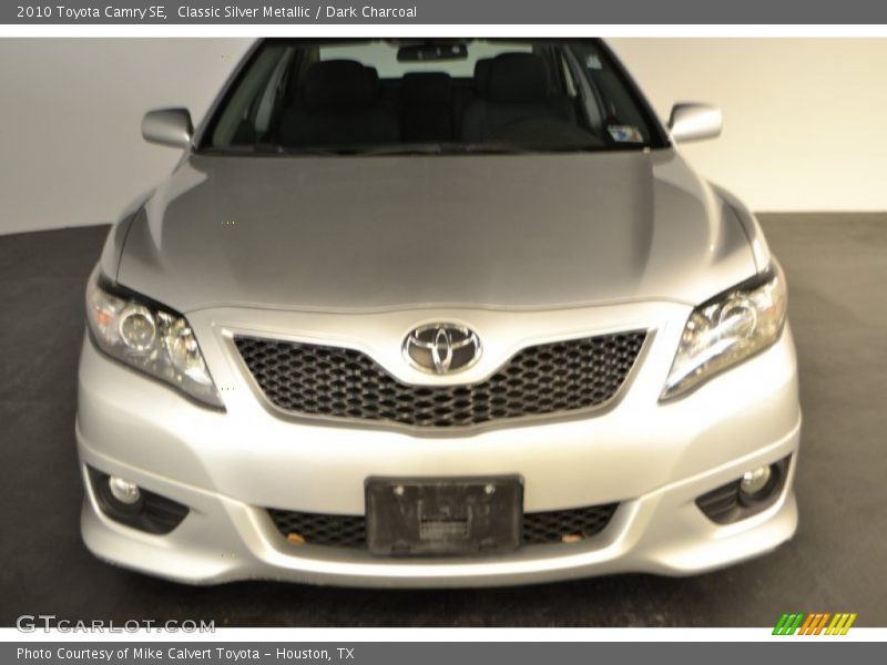 Classic Silver Metallic / Dark Charcoal 2010 Toyota Camry SE