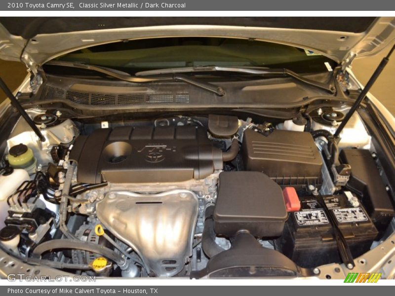 Classic Silver Metallic / Dark Charcoal 2010 Toyota Camry SE