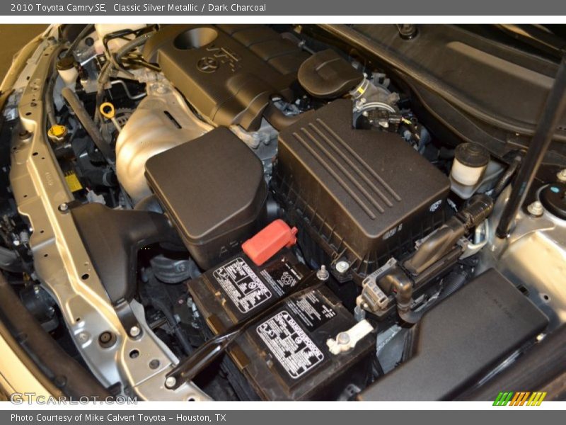 Classic Silver Metallic / Dark Charcoal 2010 Toyota Camry SE