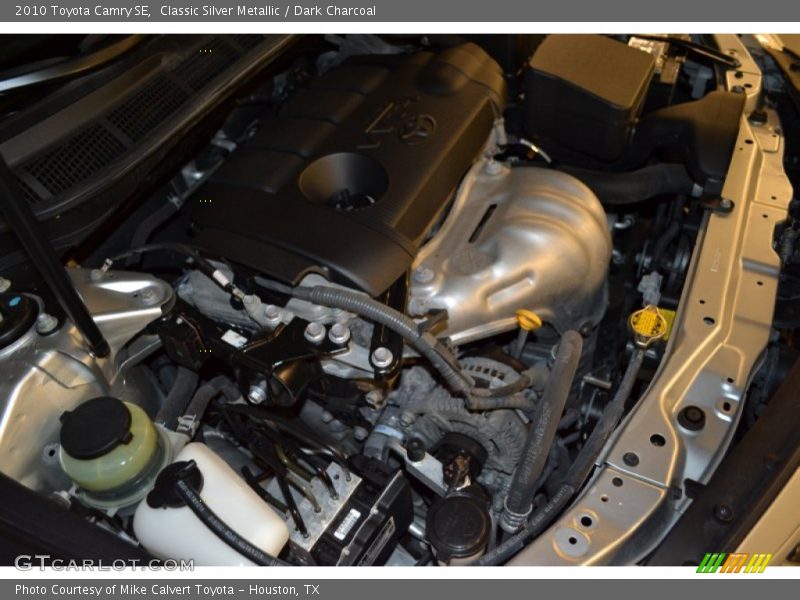 Classic Silver Metallic / Dark Charcoal 2010 Toyota Camry SE