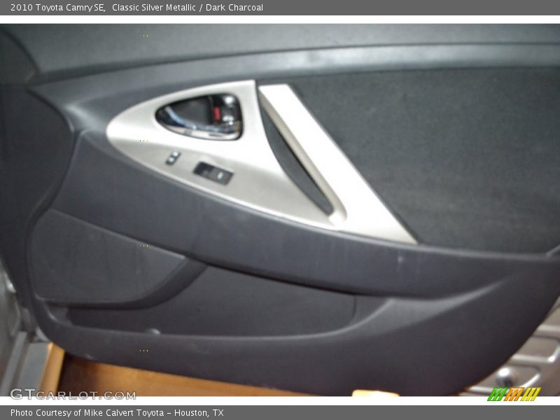 Classic Silver Metallic / Dark Charcoal 2010 Toyota Camry SE