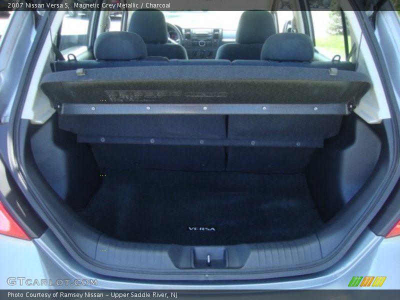 Magnetic Grey Metallic / Charcoal 2007 Nissan Versa S