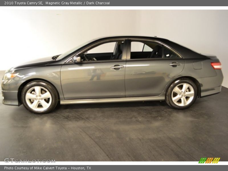Magnetic Gray Metallic / Dark Charcoal 2010 Toyota Camry SE