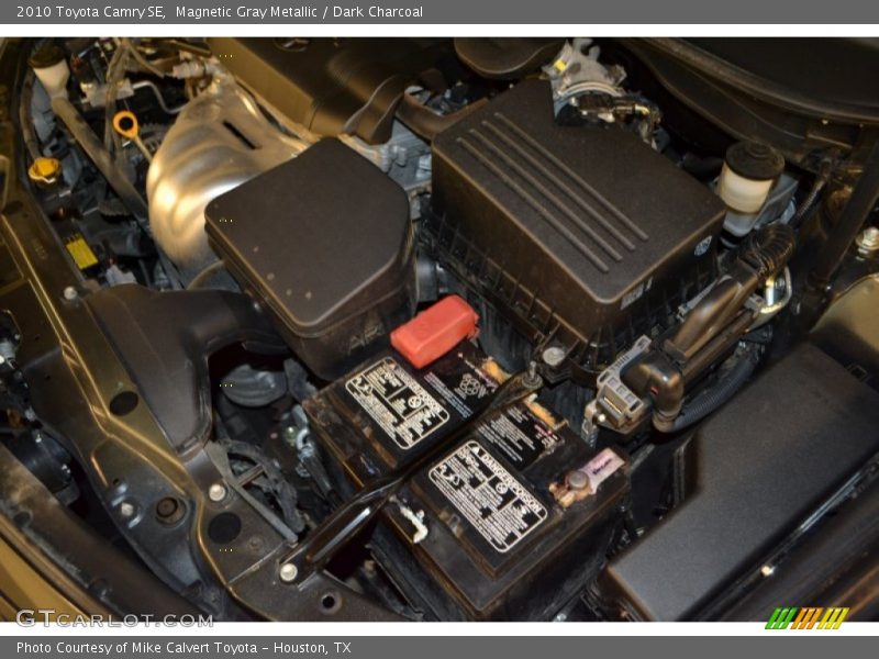 Magnetic Gray Metallic / Dark Charcoal 2010 Toyota Camry SE